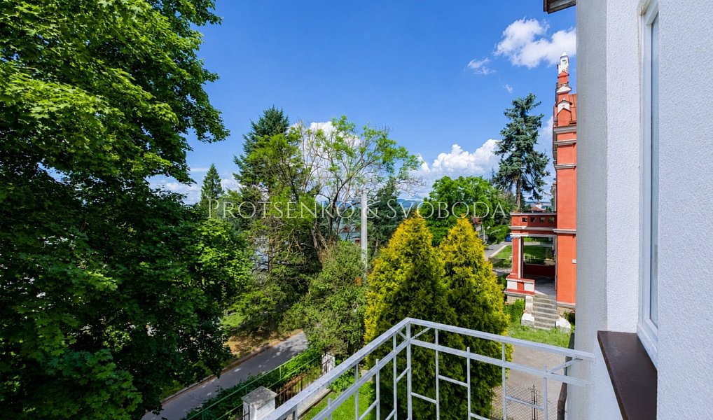 Prodej domu 219 m² s pozemkem 729 m², Hranice – náhled fotky 11