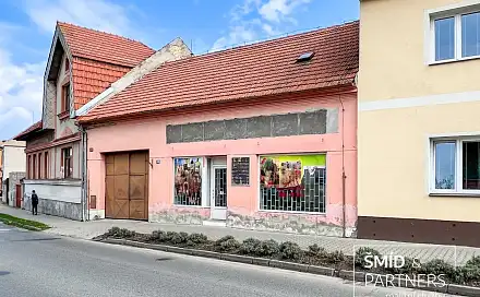 Prodej domu 498 m² s pozemkem 495 m², Husova, Sadská, okres Nymburk