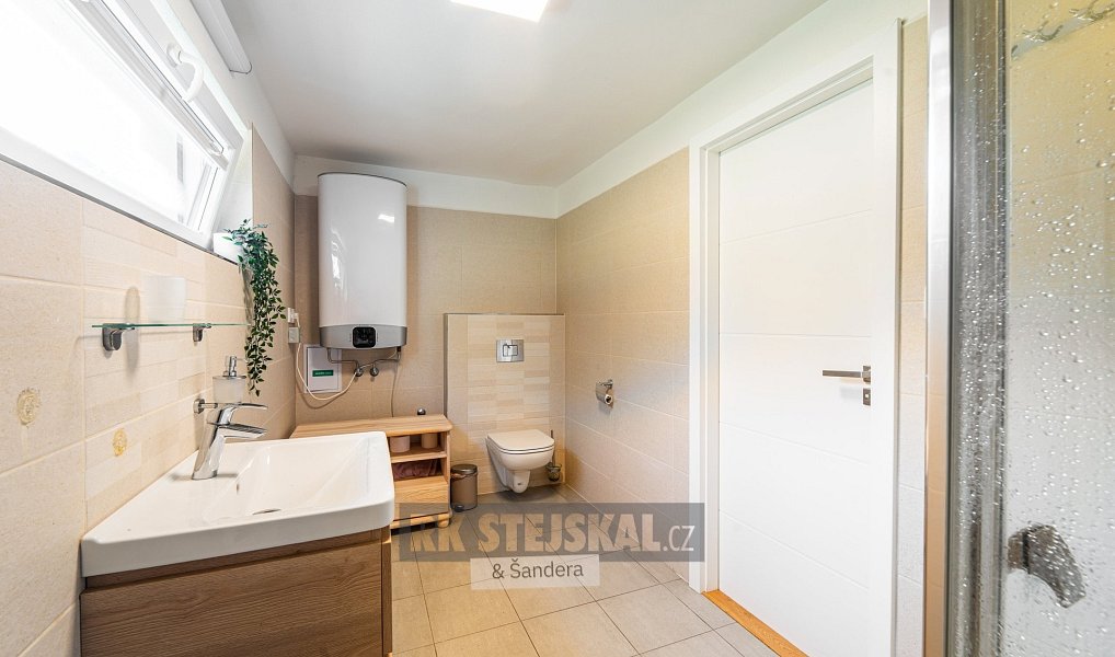 Prodej nájemního domu, činžáku 97 m², Lipno nad Vltavou – náhled fotky 20
