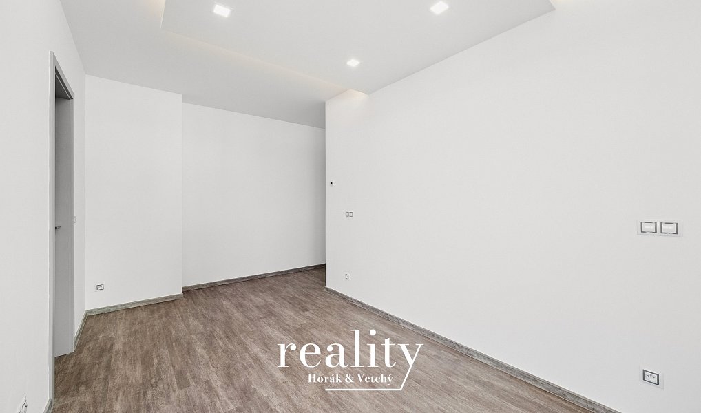 Pronájem bytu 4+kk 127 m², Jihlava – náhled fotky 29