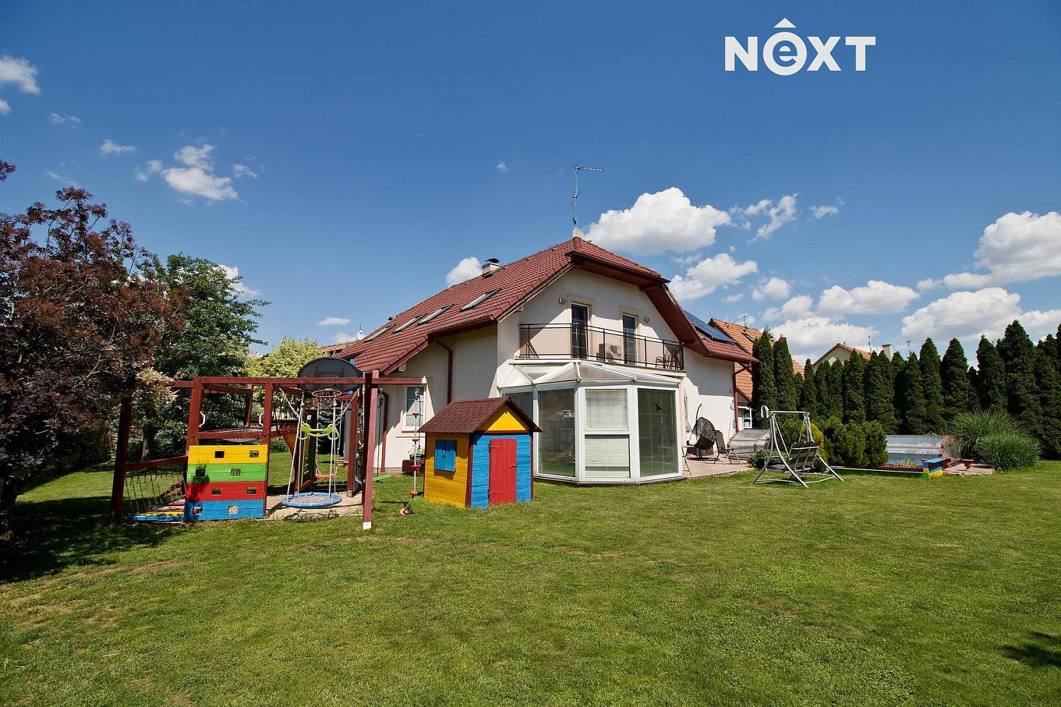 Prodej domu 254 m² s pozemkem 944 m²