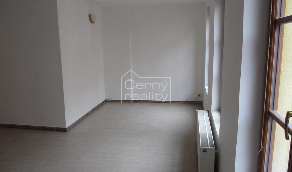 Prodej nájemního domu, činžáku 350 m², Chrudim – náhled fotky 7