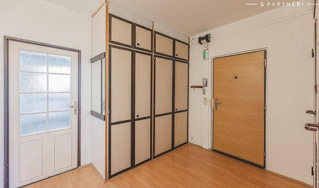 Prodej bytu 3+1 99 m², Hradec Králové – náhled fotky 27