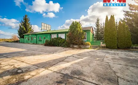 Prodej obchodních prostor 200 m², Lochenice, okres Hradec Králové