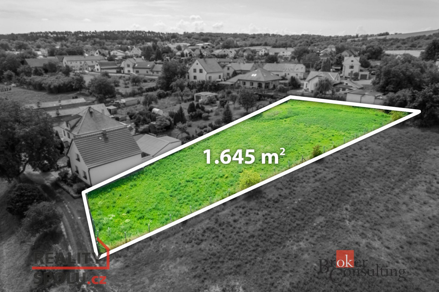Prodej stavebního pozemku 1 645 m²