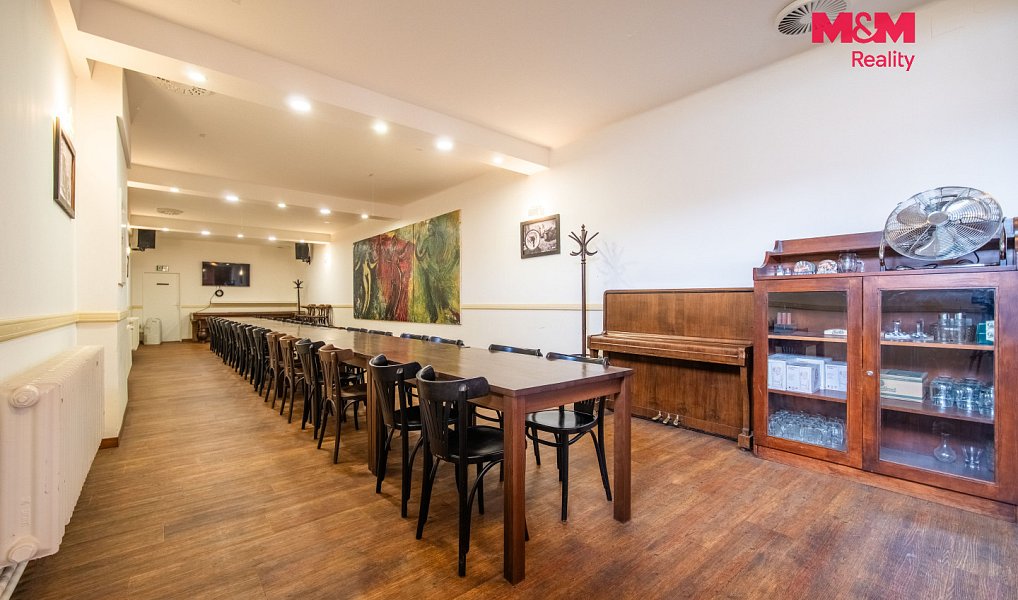 Pronájem restaurace 400 m², Most – náhled fotky 4