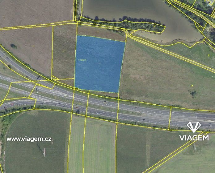 Prodej pole 4 143 m²