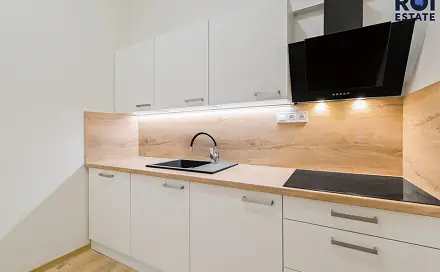 Prodej bytu 2+1 64 m², Zámecký okruh, Opava - Předměstí