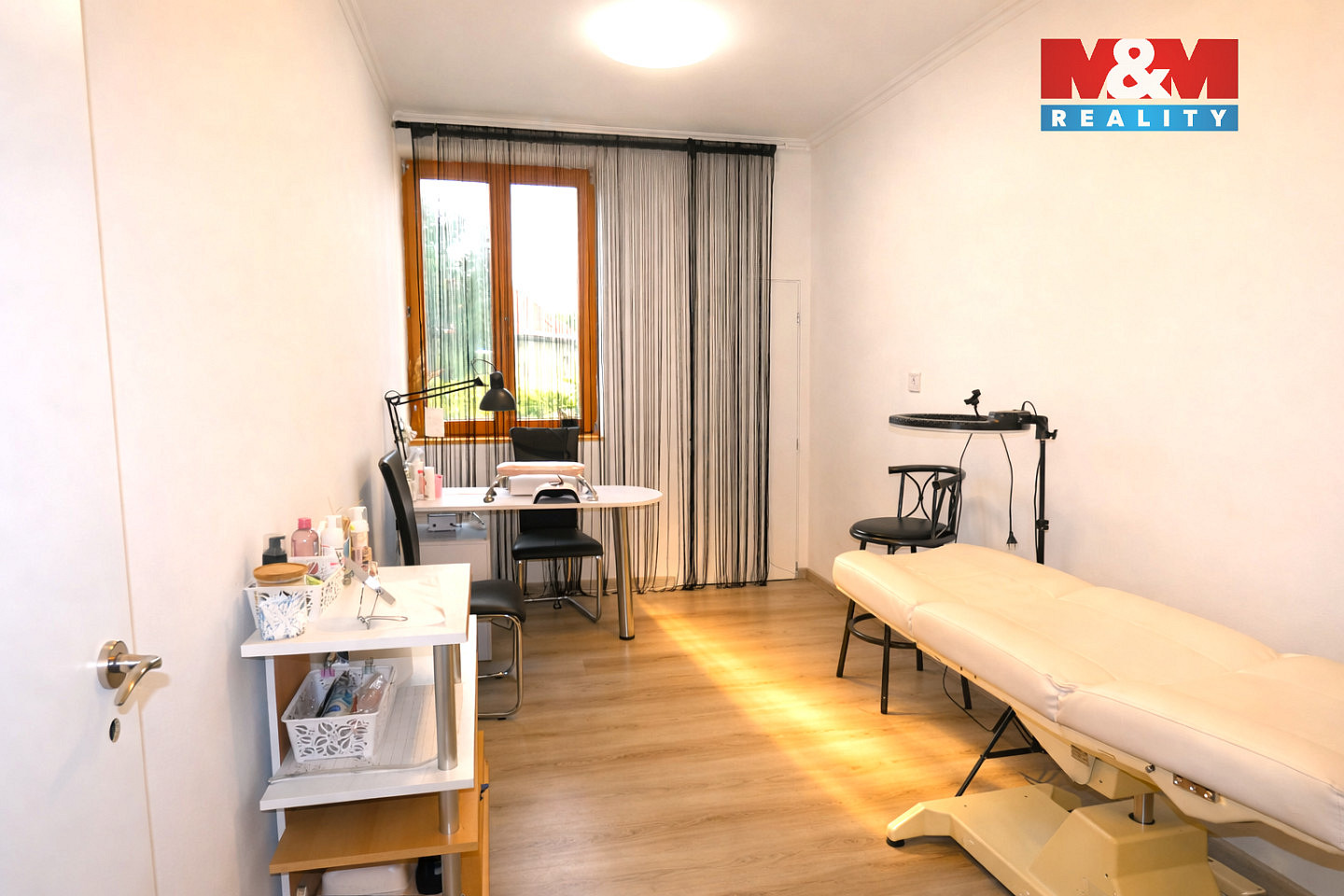 Pronájem obchodních prostor 50 m² – fotografie 2