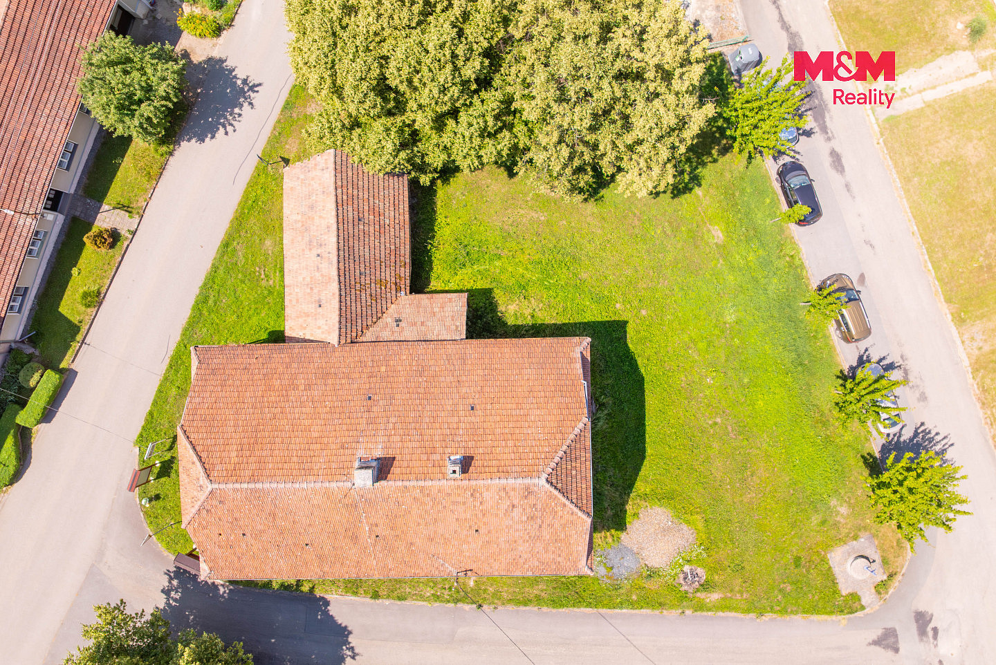 Prodej domu 240 m² s pozemkem 852 m² — photo 2