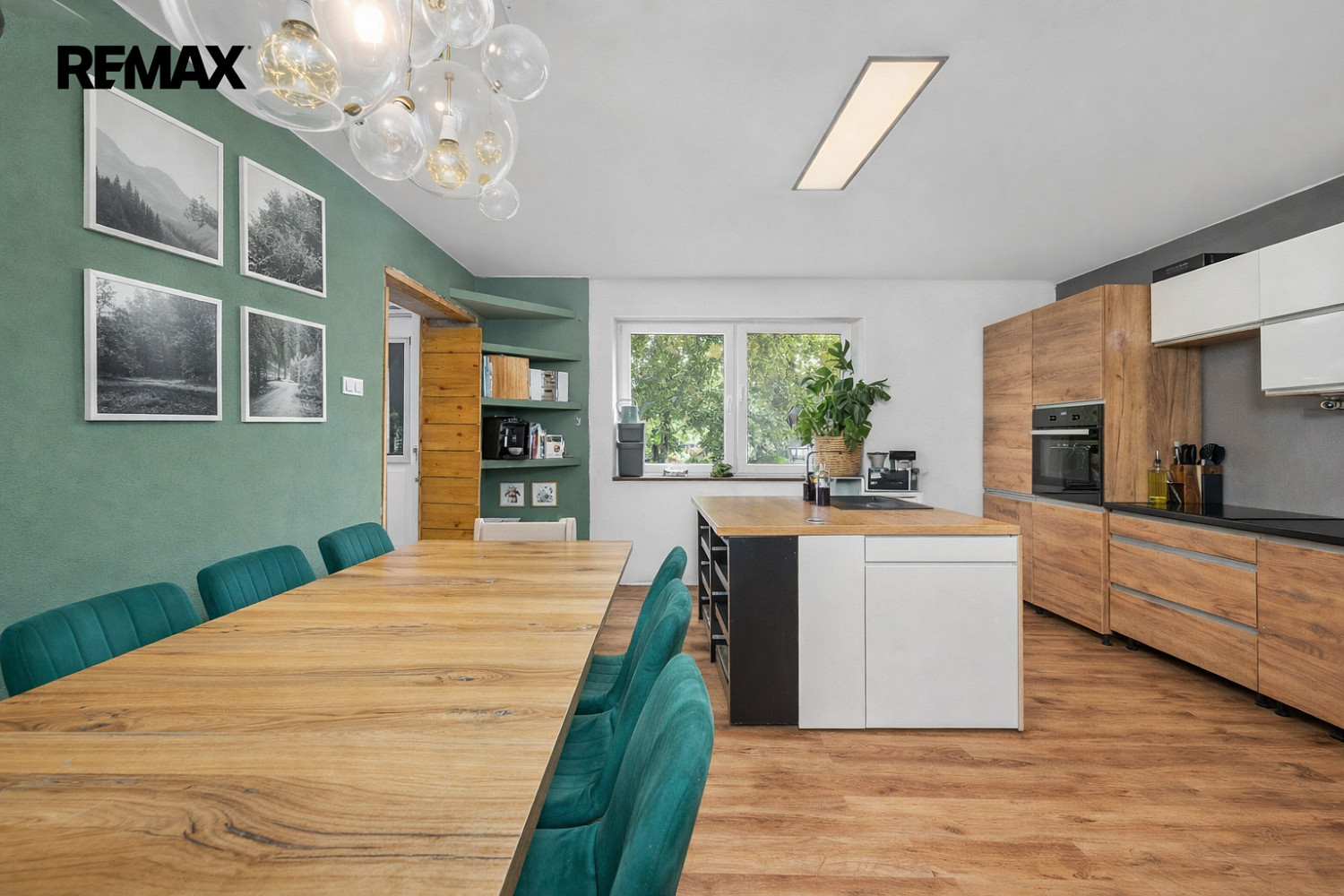 Prodej domu 226 m² s pozemkem 1 531 m² – fotografie 2