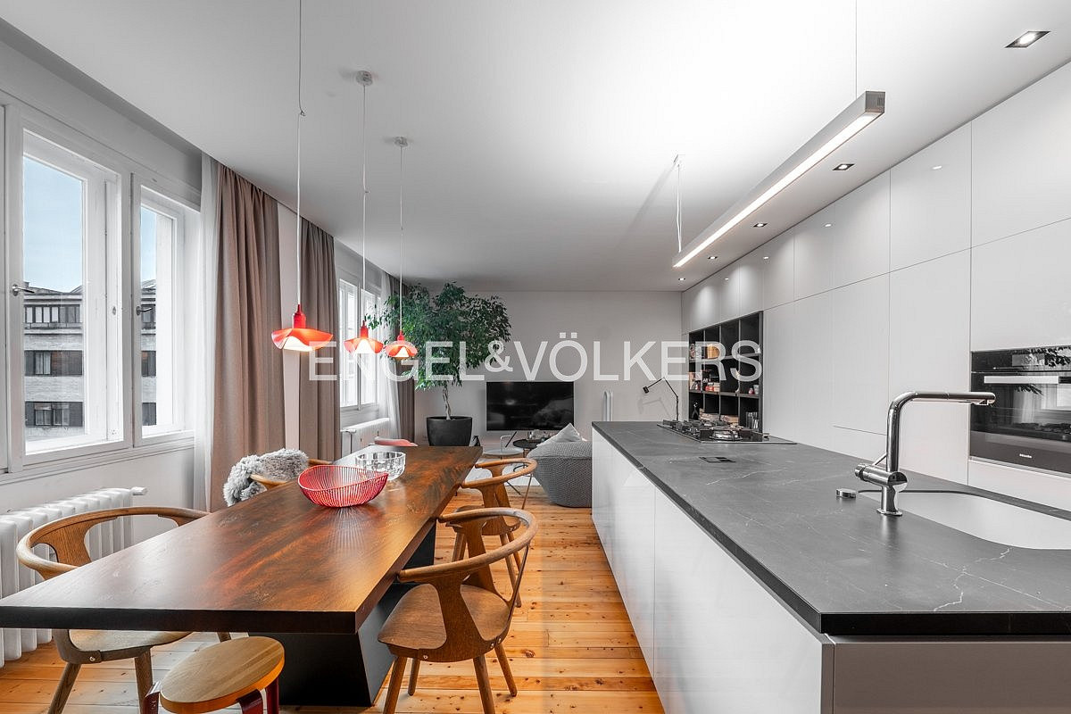 Pronájem bytu 3+kk 105 m² — photo 3