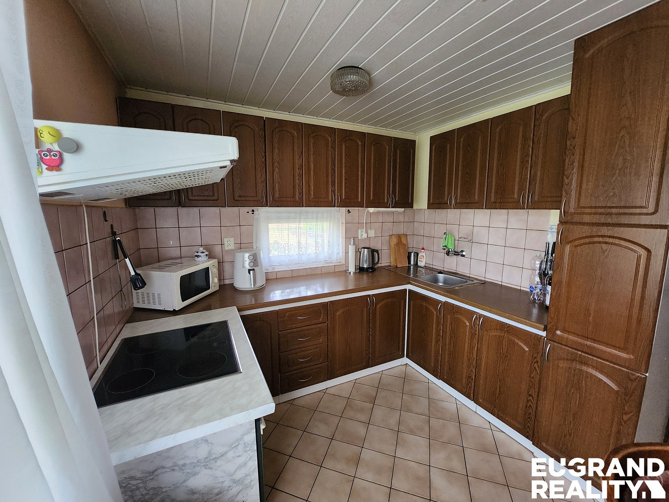 Prodej domu 180 m² s pozemkem 1 066 m² – fotografie 3