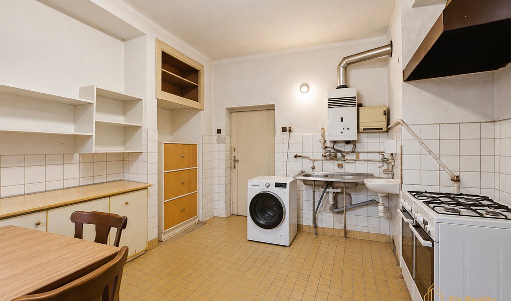 Prodej ubytovacího objektu 663 m², Rakovník – náhled fotky 16