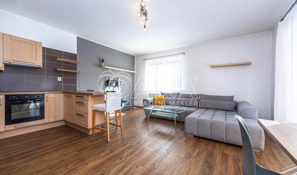 Pronájem bytu 3+kk, 82 m², Kozinec - Praha-západ, Holubice