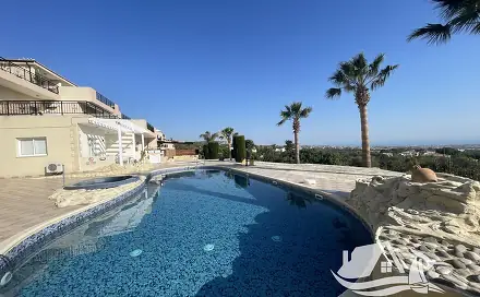 Prodej bytu 1+1 45 m², Mesa Chorio, Kypr