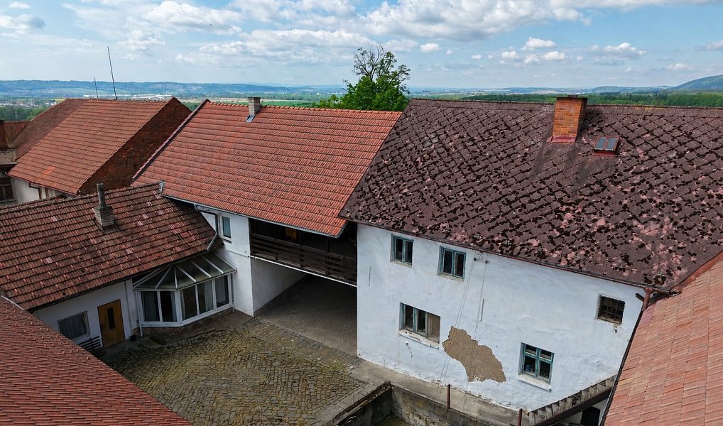 Prodej domu 200 m² s pozemkem 3 182 m², Lipník nad Bečvou – náhled fotky 24