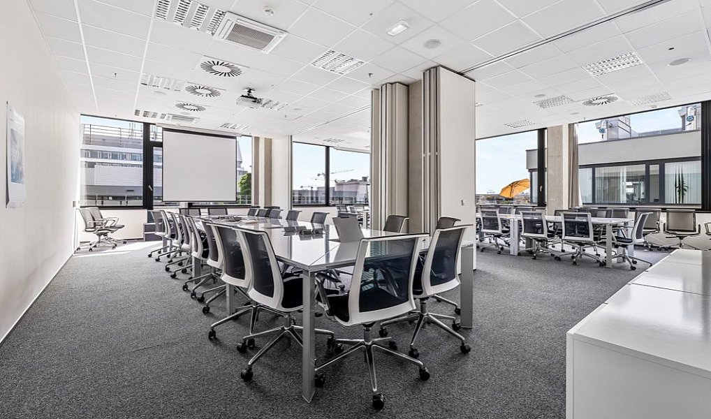 Pronájem kanceláře 800 m², Ořech – náhled fotky 9