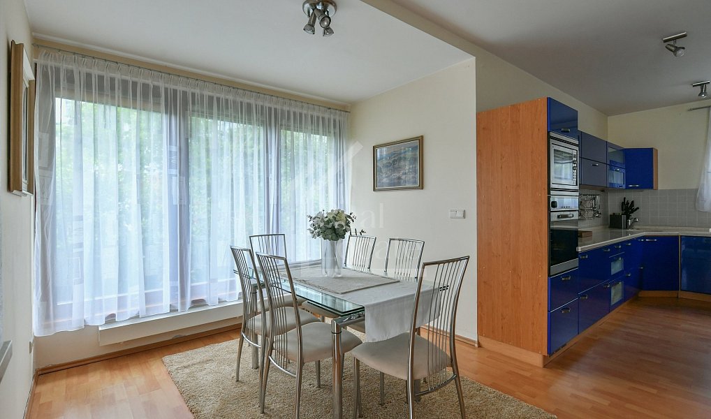 Pronájem domu 310 m² s pozemkem 814 m², Praha – náhled fotky 4