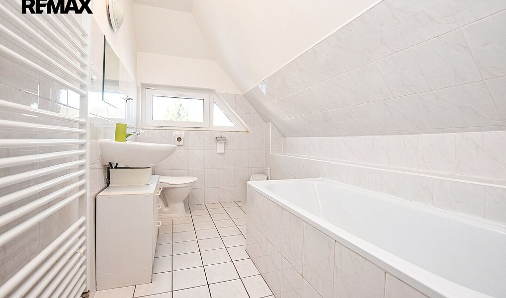 Prodej ubytovacího objektu 644 m², Kovářská – náhled fotky 13