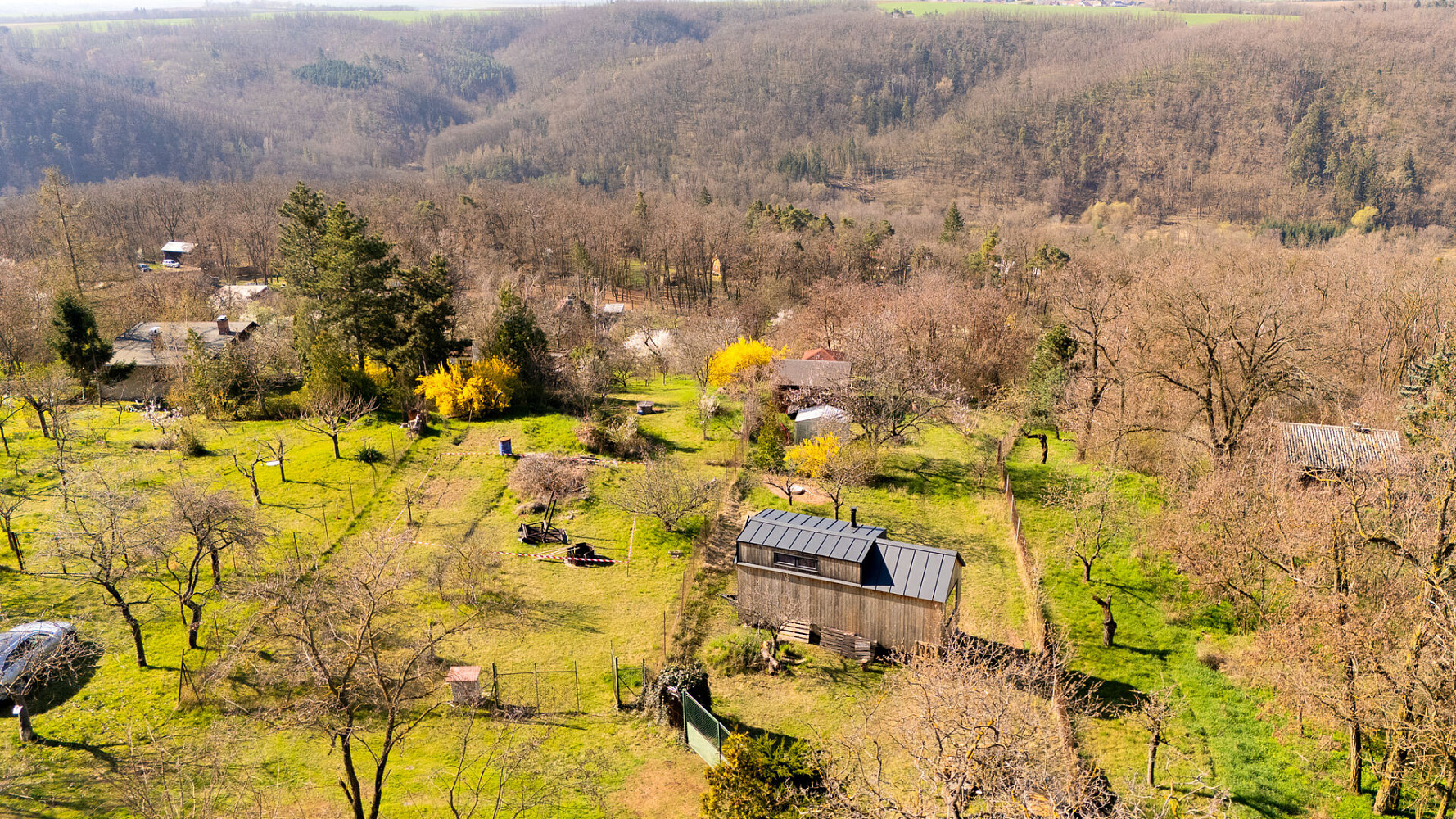 Prodej stavebního pozemku 2 092 m² rezervováno