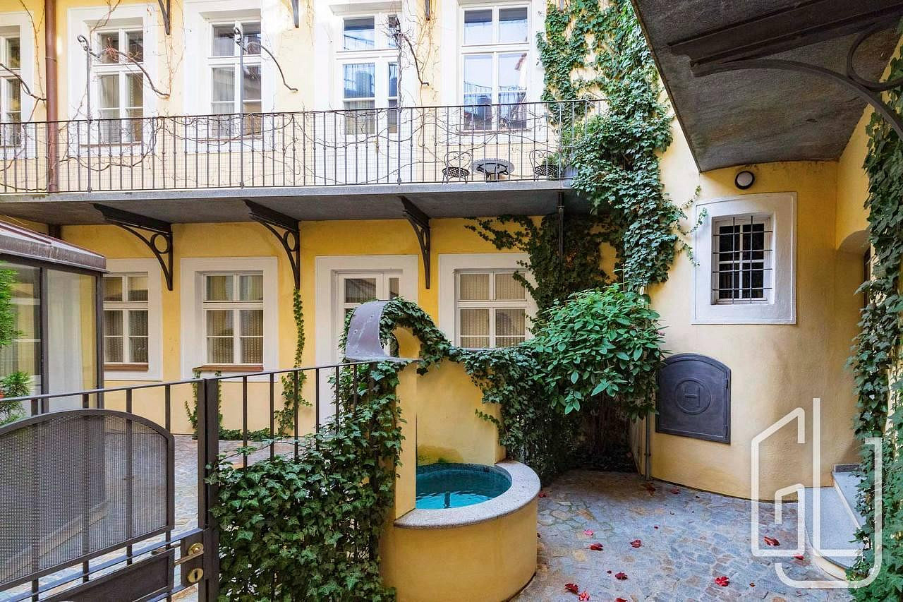 Pronájem bytu 2+1 73 m² – fotografie 2