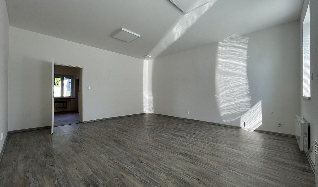 Pronájem bytu 2+kk 57 m², Olomouc – náhled fotky 2