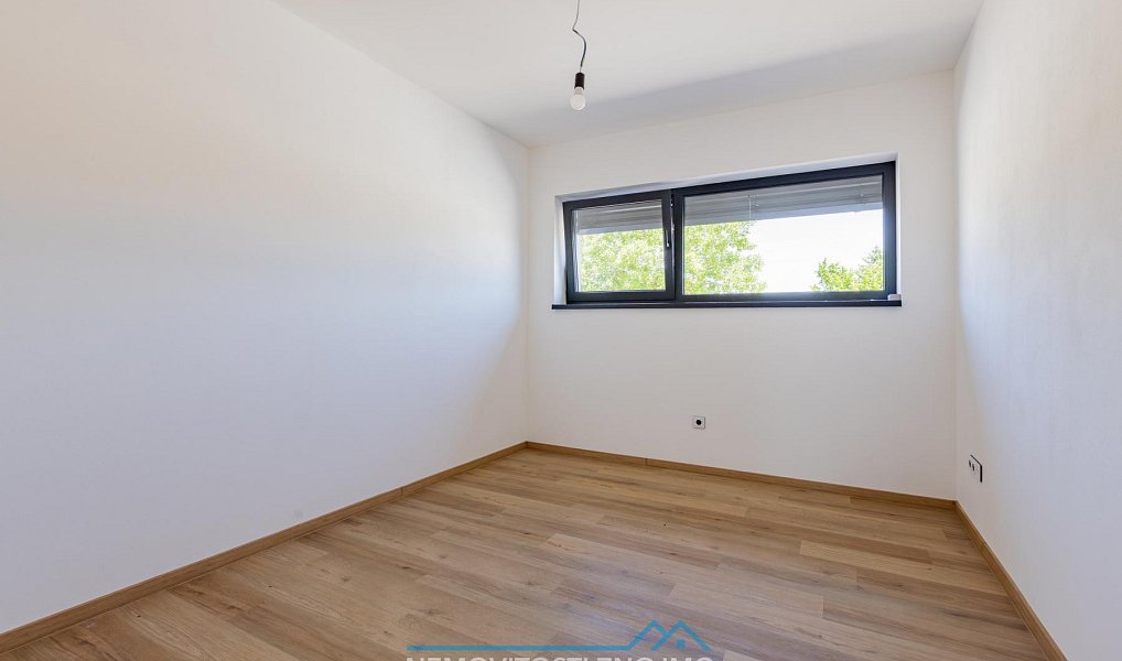 Prodej domu 82 m² s pozemkem 385 m², Znojmo – náhled fotky 11