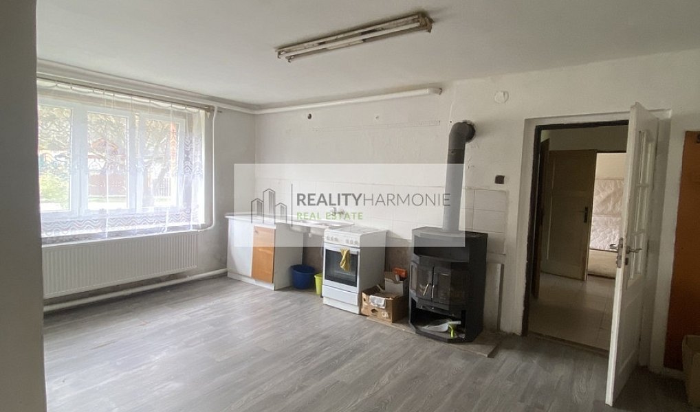 Prodej domu 205 m² s pozemkem 1 104 m², Slapsko – náhled fotky 8