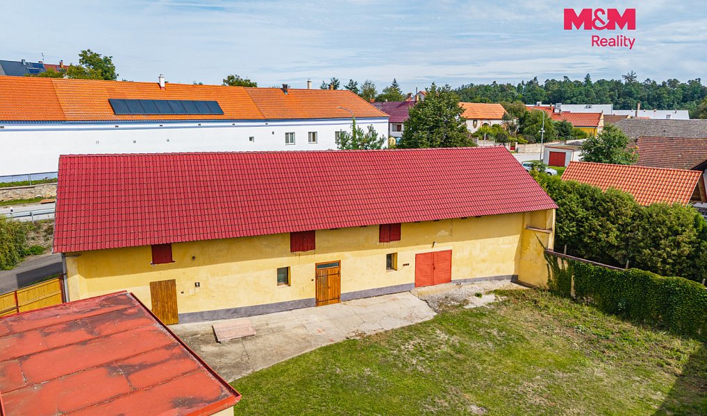 Prodej domu 236 m² s pozemkem 3 986 m², Březnice – náhled fotky 28