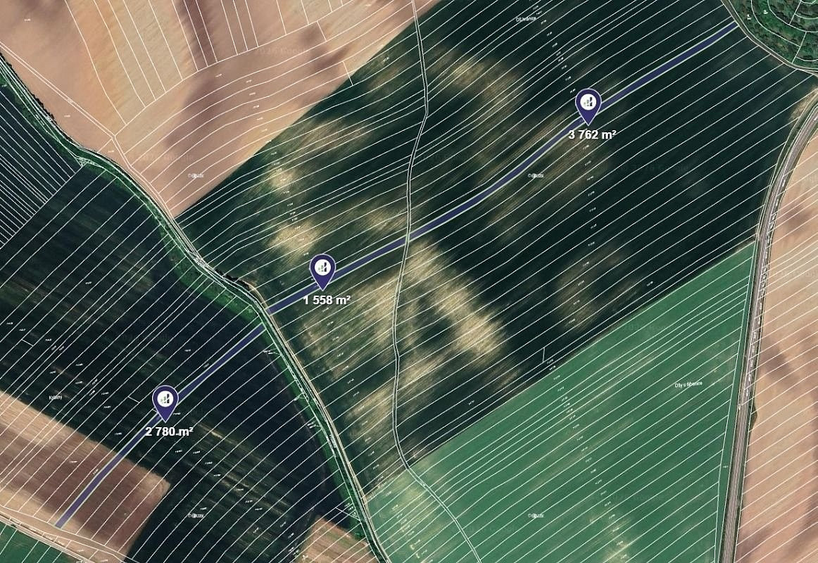 Prodej pole 8 100 m²