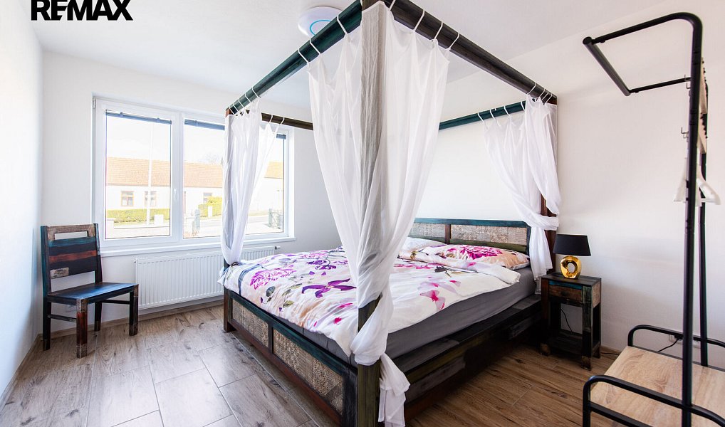 Prodej domu 200 m² s pozemkem 802 m², Šumná – náhled fotky 23