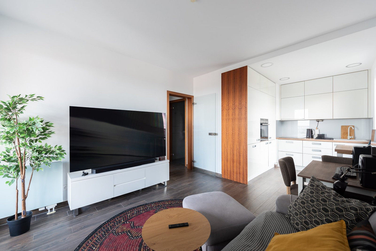 Prodej bytu 2+kk 71 m² – fotografie 2
