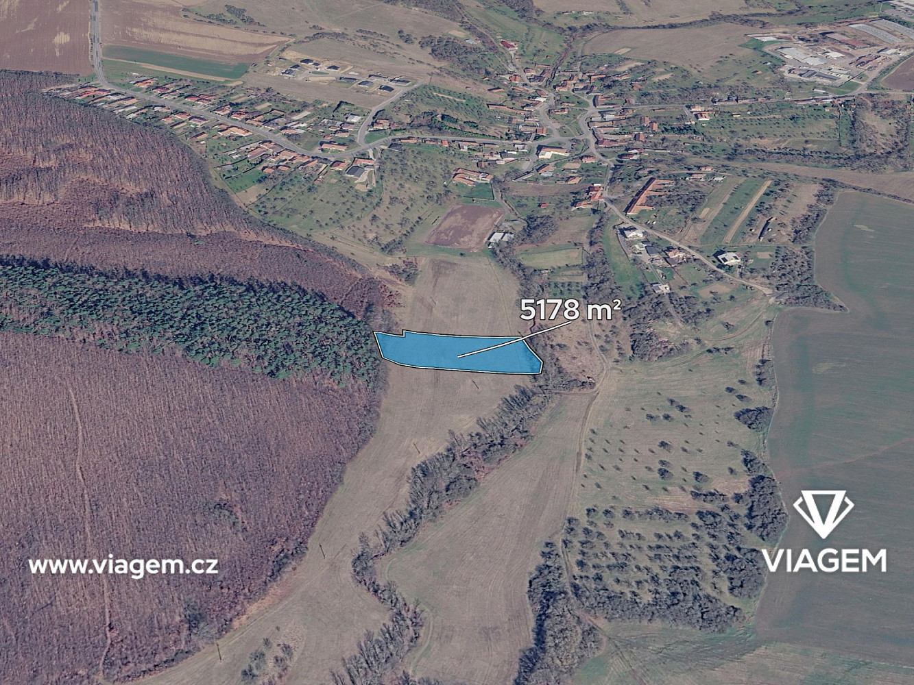 Prodej pole 3 236 m²