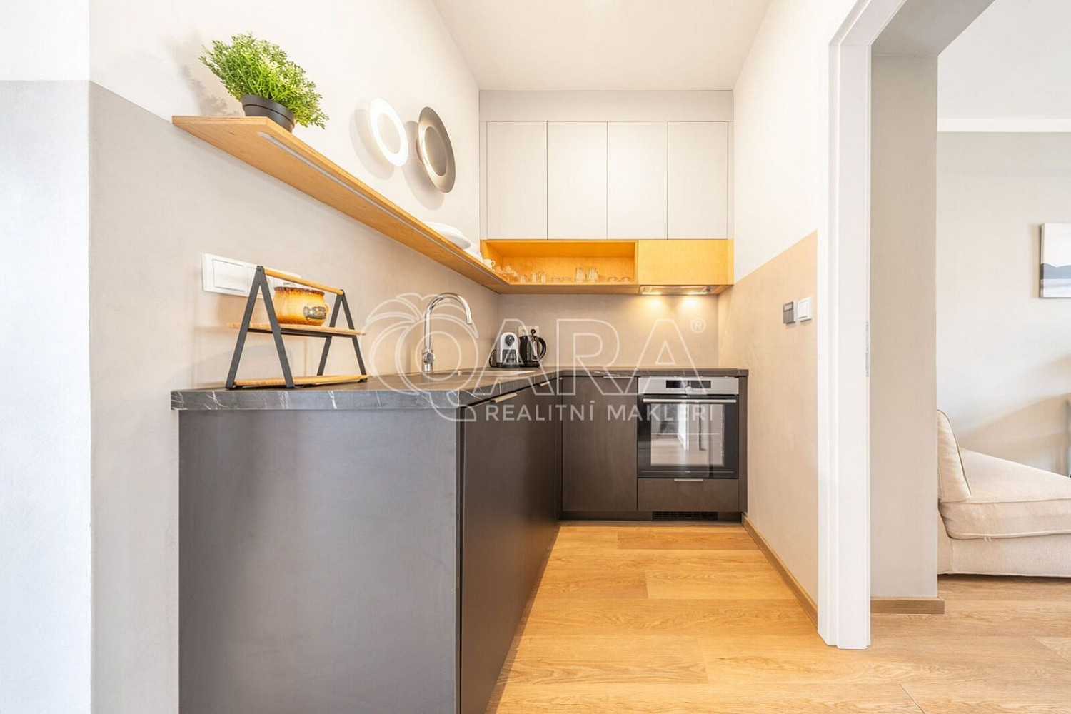 Prodej bytu 1+kk 33 m² – fotografie 2