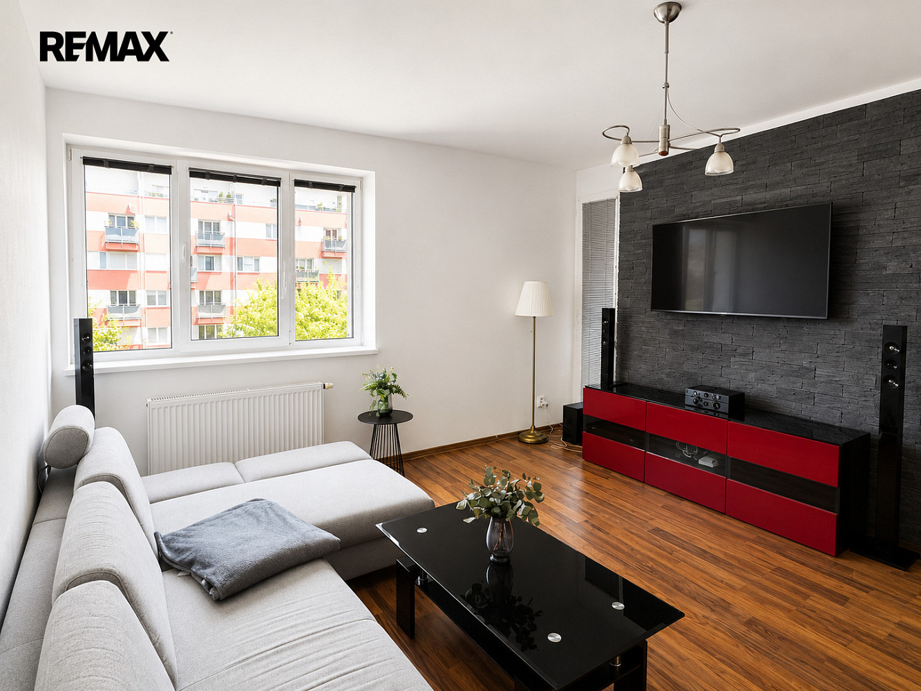 Pronájem bytu 2+kk 52 m² — photo 3