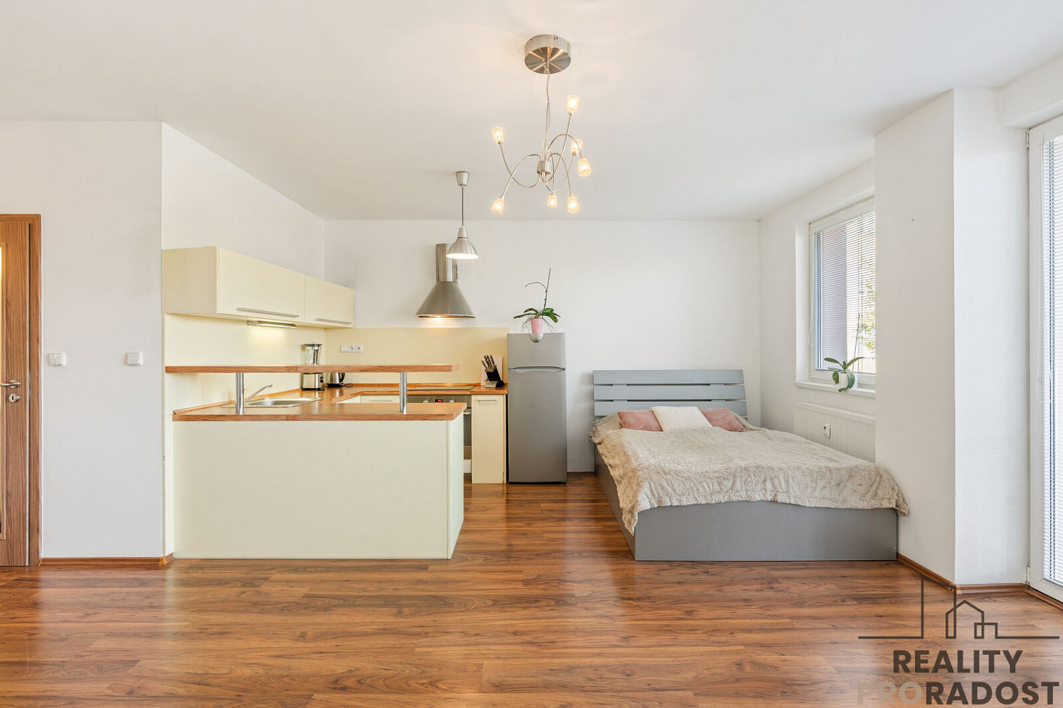 Prodej bytu 1+kk 35 m² – fotografie 2