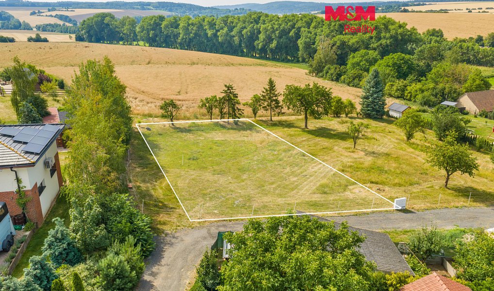 Prodej stavebního pozemku 721 m², Prusice – fotka 1 z 17