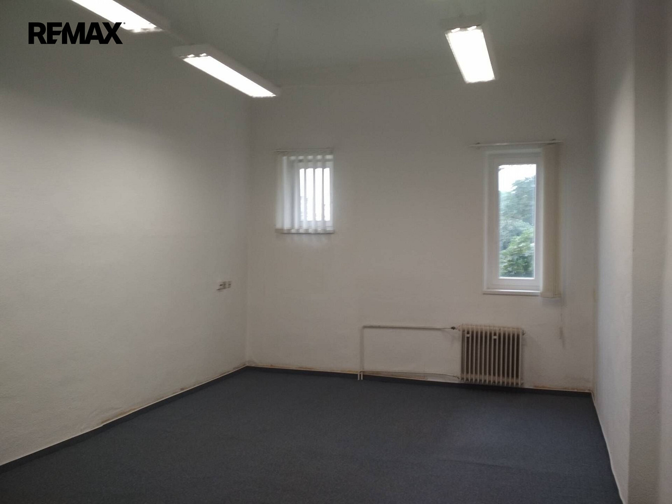 Pronájem kanceláře 150 m² – fotografie 5