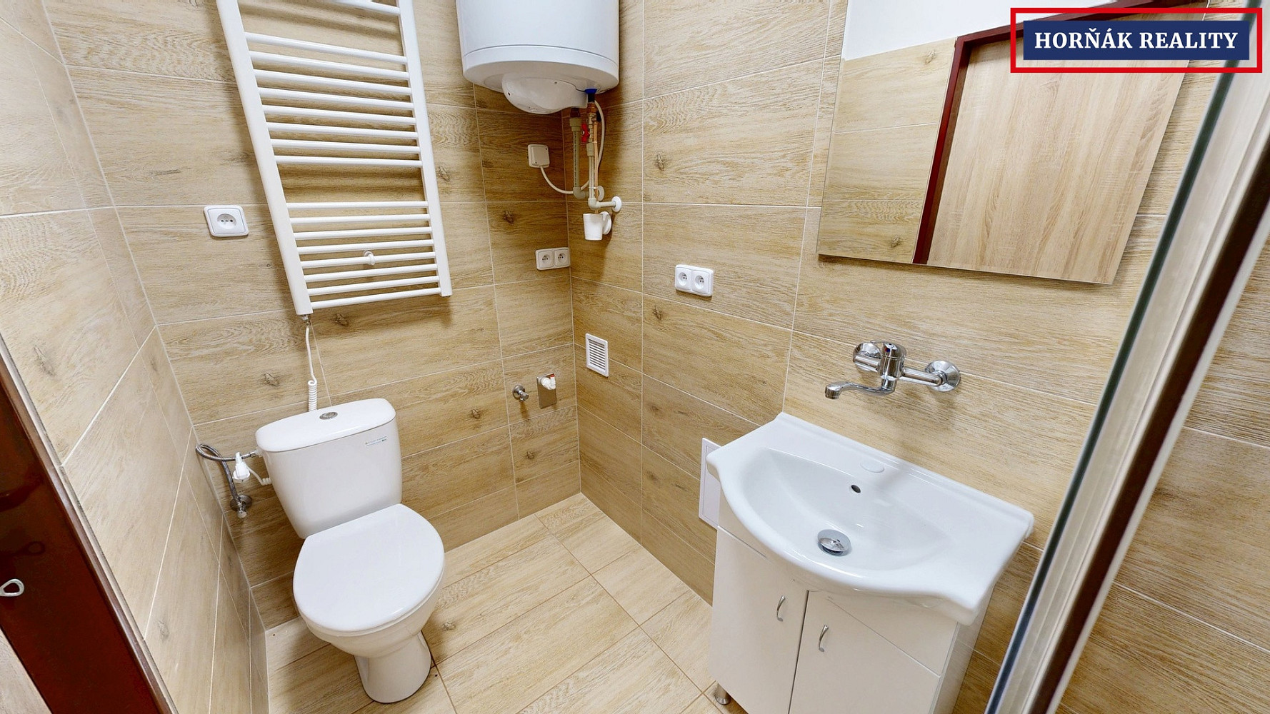 Pronájem bytu 1+1 34 m² — photo 2