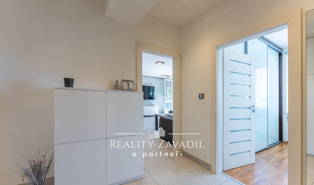 Prodej bytu 3+1 77 m², Praha – náhled fotky 8