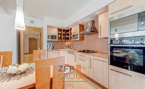 Pronájem bytu 3+kk 84 m², Komenského, Modřice, okres Brno-venkov