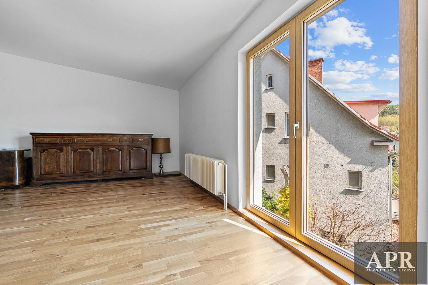 Prodej domu 216 m² s pozemkem 853 m² — photo 2