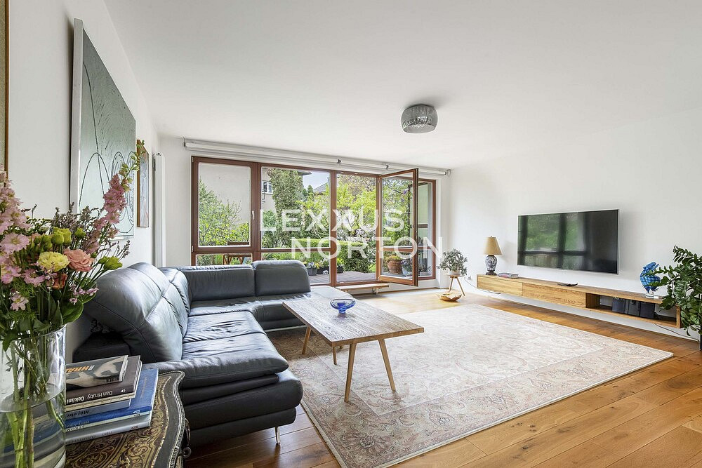 Prodej domu 278 m² s pozemkem 323 m² — photo 4