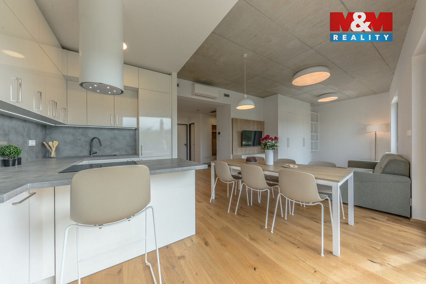 Prodej bytu 3+kk 84 m² – pohled 2