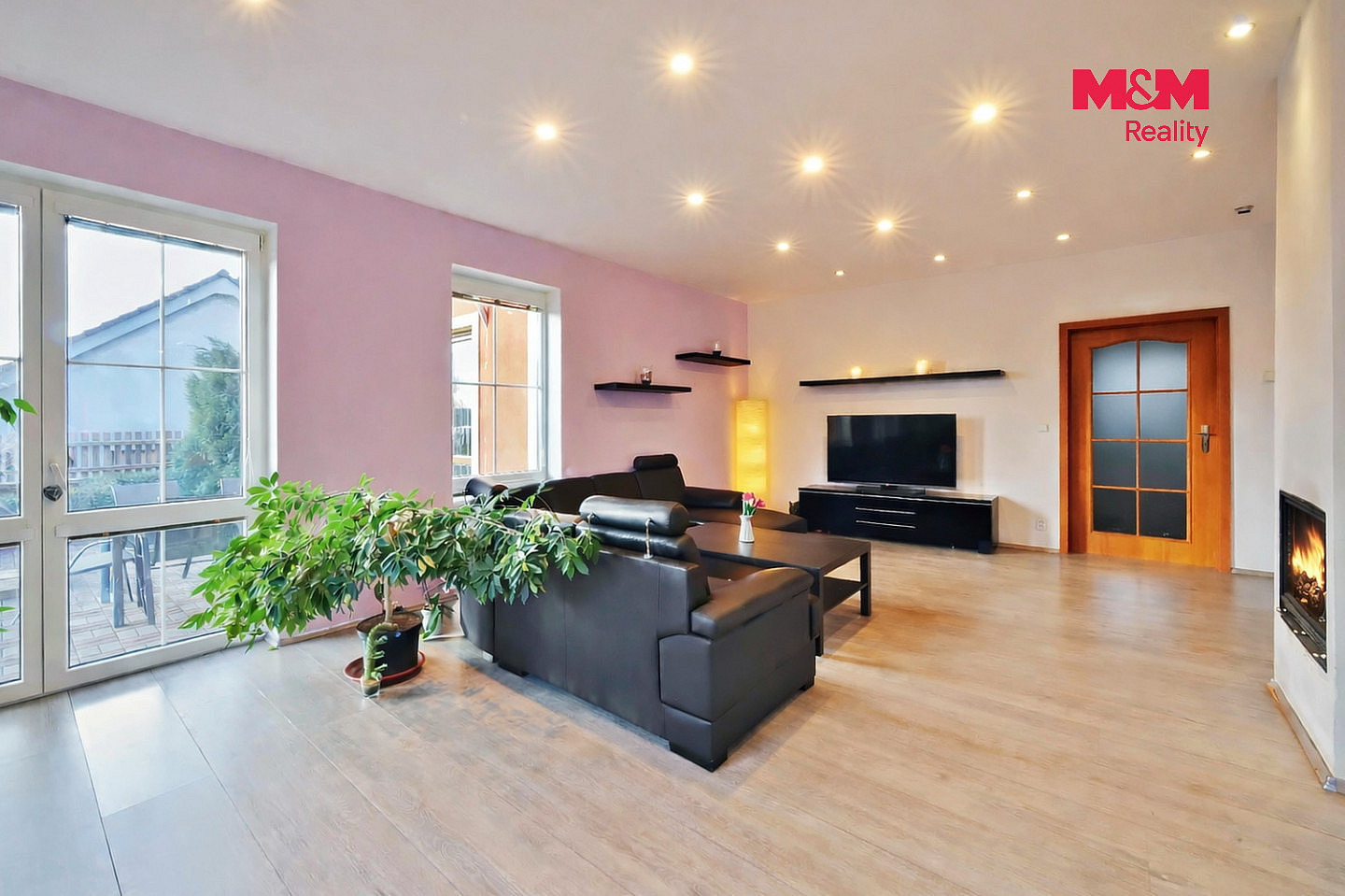 Prodej domu 165 m² s pozemkem 2 125 m²