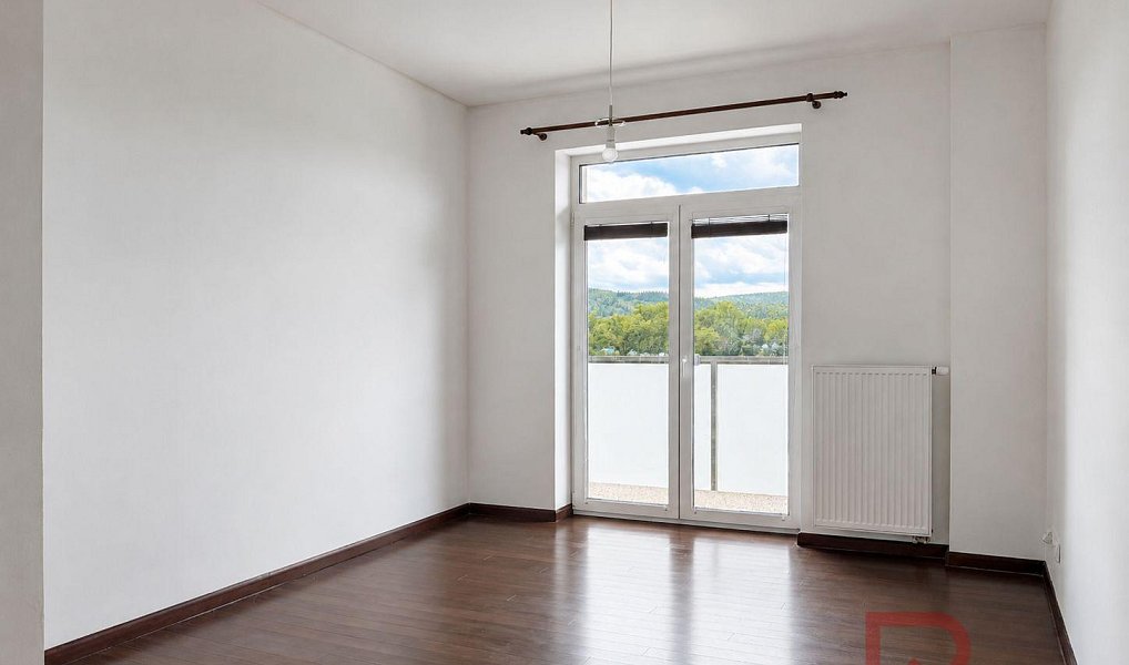 Pronájem bytu 2+kk 53 m², Karlovy Vary – náhled fotky 3
