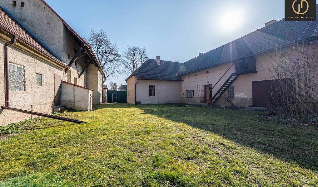 Prodej domu 305 m² s pozemkem 5 073 m², Rudná – náhled fotky 10