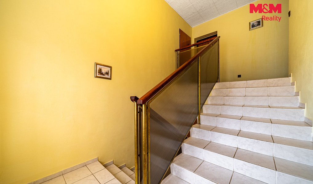 Prodej ubytovacího objektu 700 m², Abertamy – náhled fotky 15