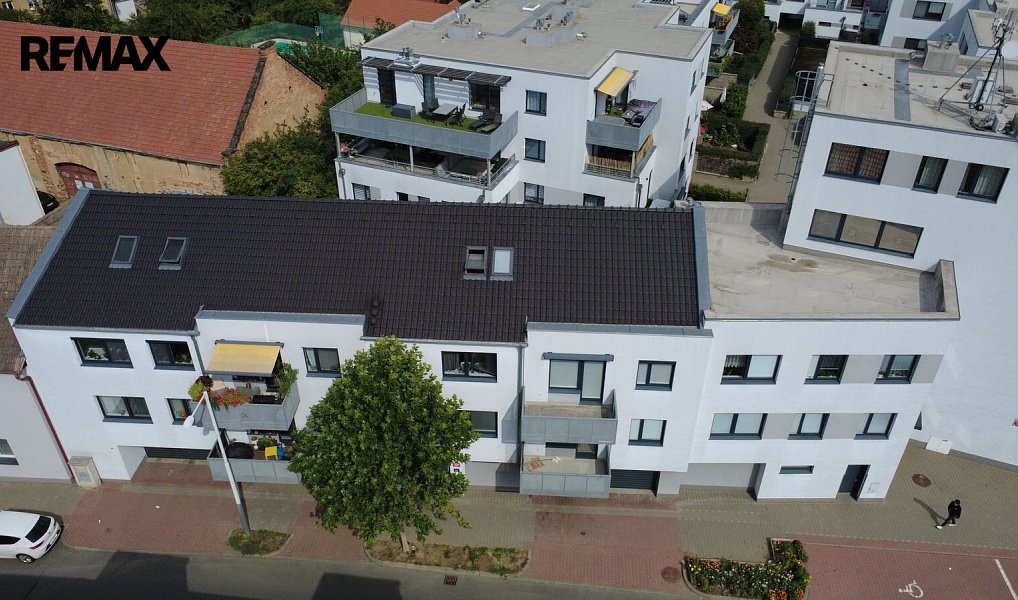 Pronájem bytu 2+kk 53 m², Praha – náhled fotky 16